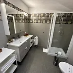Lxr Bed and Breakfast 4*