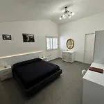 Lxr Bed and Breakfast