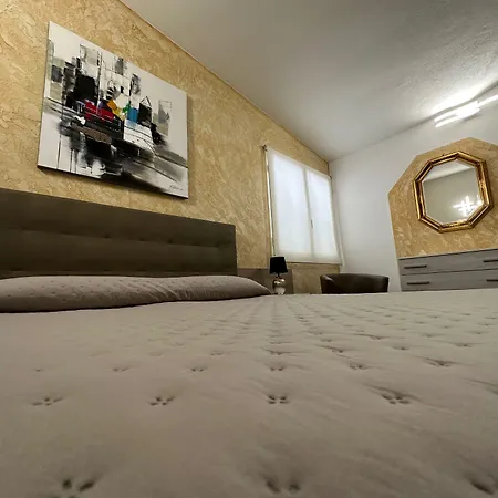 Bed & Breakfast Lxr 4*