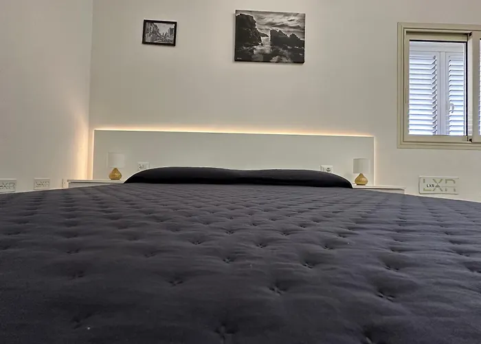 Lxr Bed and breakfast 4*