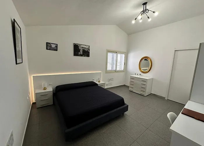 Bed & Breakfast Lxr Carloforte (Isola di San Pietro)